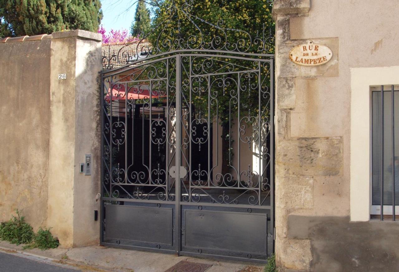 Le 26 Lägenhet Nîmes Exteriör bild